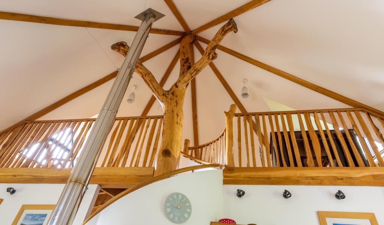 Villa Kinlochlaich Tree House à Appin Extérieur photo