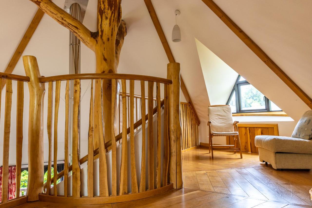 Villa Kinlochlaich Tree House à Appin Extérieur photo